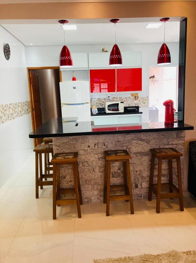 Casa Moderna e Aconchegante com Piscina Aquecida e Lareira a Apenas 50 mts da Praia Praia Grande (Santos) Exterior foto