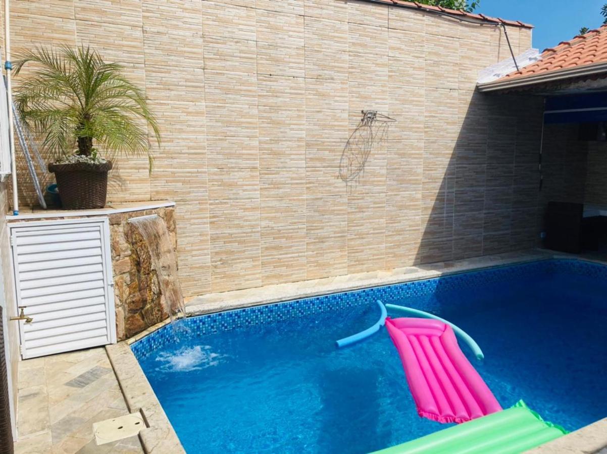 Casa Moderna e Aconchegante com Piscina Aquecida e Lareira a Apenas 50 mts da Praia Praia Grande (Santos) Exterior foto